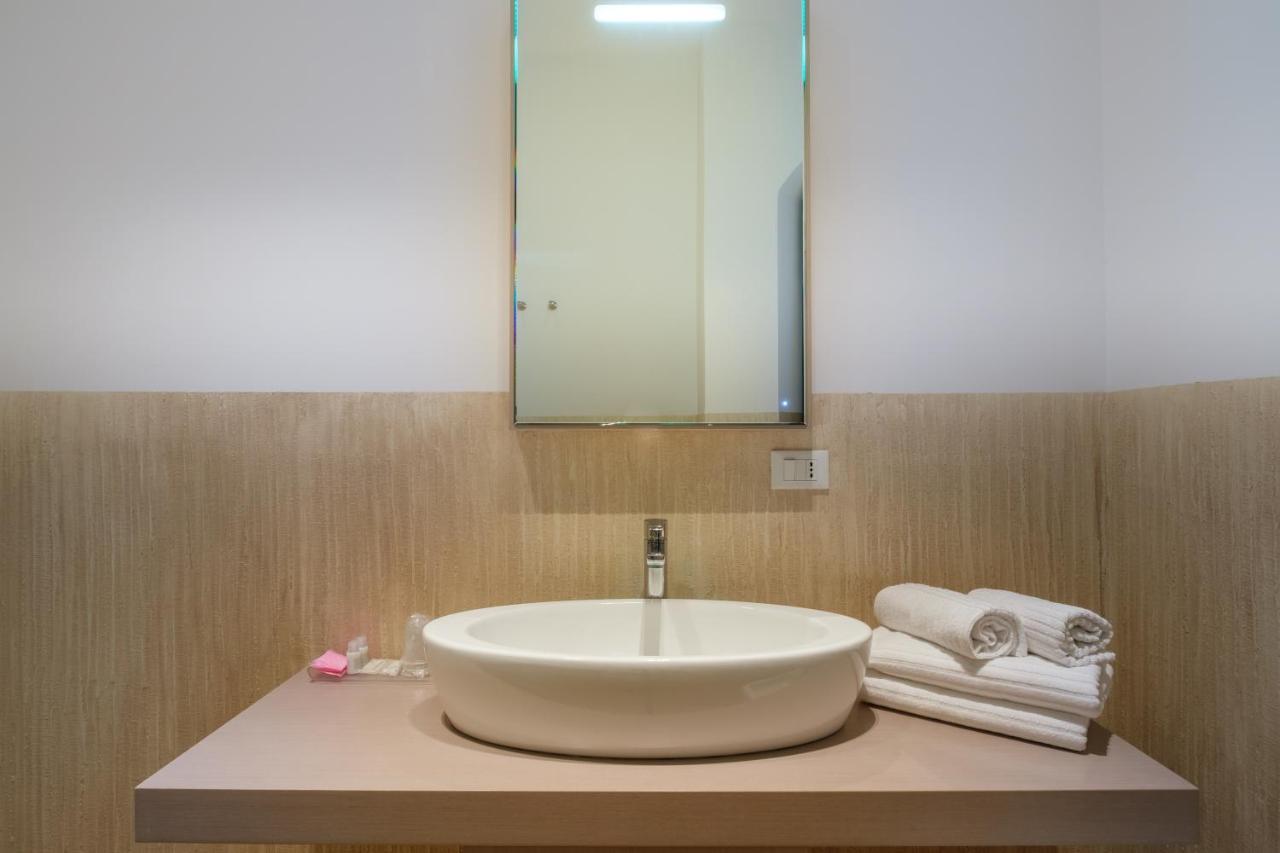 Tempobiancosuites ボローニャ エクステリア 写真